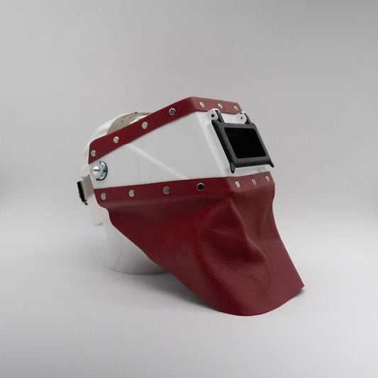 Phanthom Pro - White On Red Leather