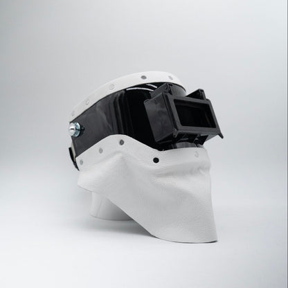Tiger Scoop Pro - Black On White Leather