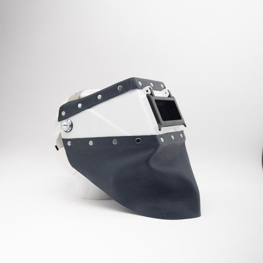 Phanthom Pro - White On Navy Leather