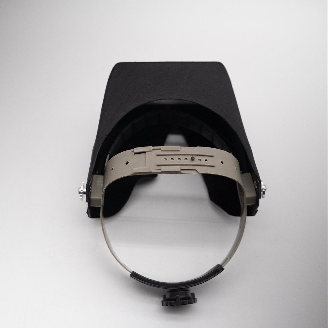 Phanthom Pro - White On Black Leather