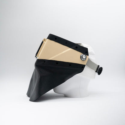 Phanthom Pro - Coffee On Black Leather